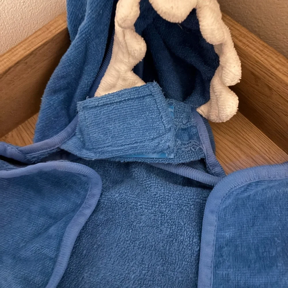 Animal-Themed Hooded Dog Towels & 2 Microfiber Drying Mitts